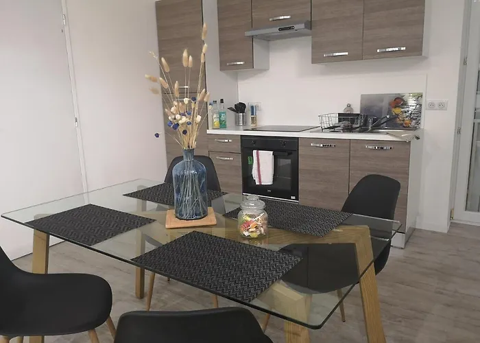 T3 Avec Salle De Bain Privative Par Chambre